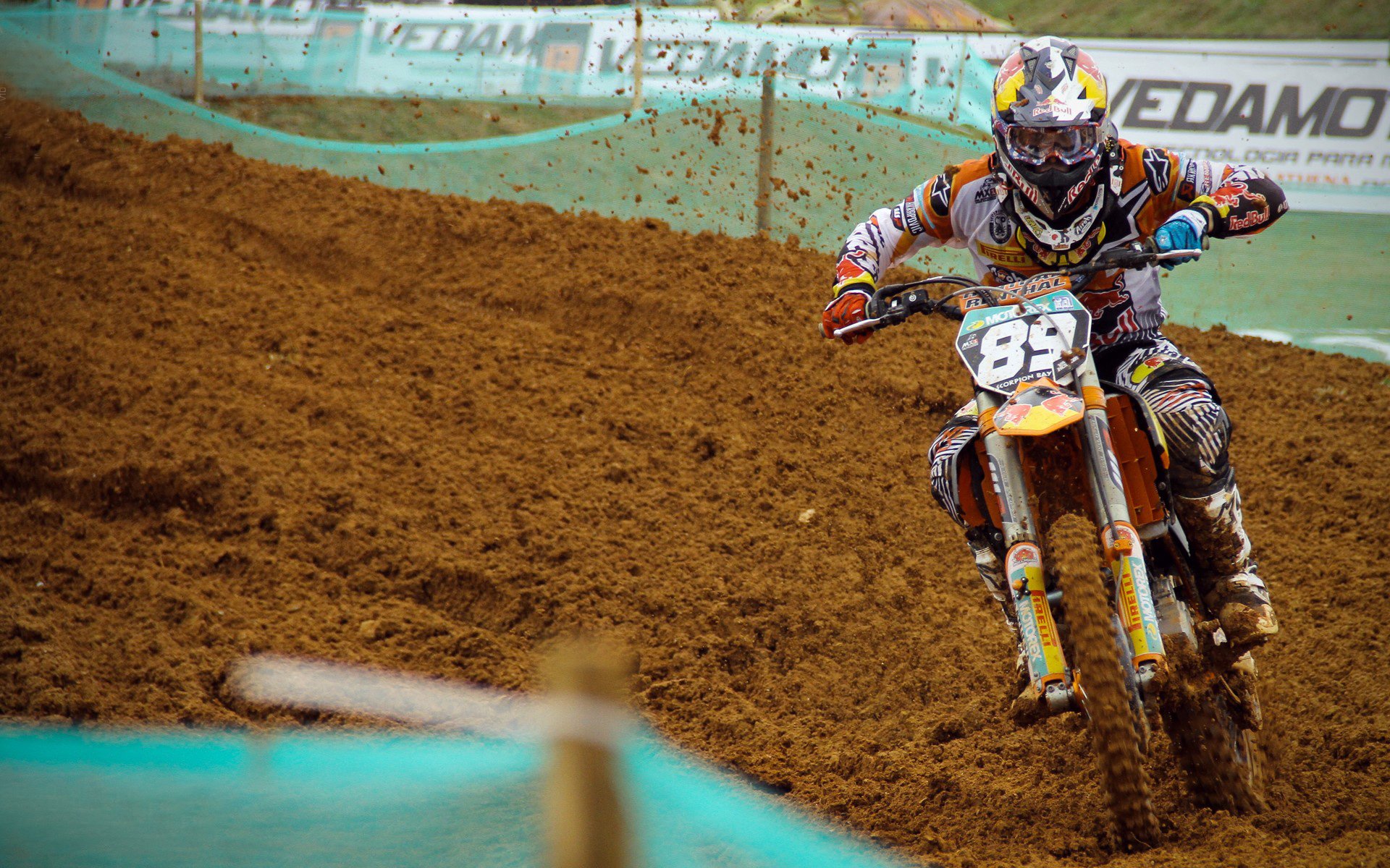 复盘荷德经典大战：解析科曼在落后一球后的极端三前锋变阵与全场疯狗流压迫容错率